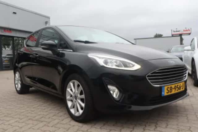 Ford Fiesta (2018) thumbnail 2