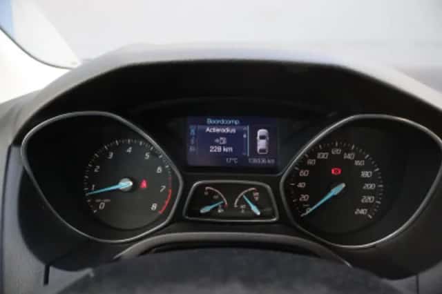 Ford Focus (2011) thumbnail 5