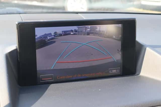 Lexus CT (2014) thumbnail 6