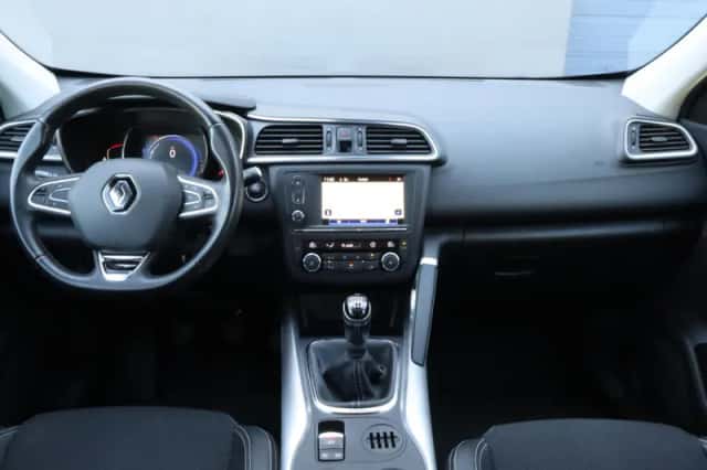 Renault Kadjar (2016) thumbnail 3