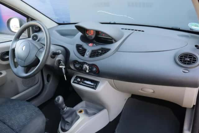 Renault Twingo (2008) thumbnail 3