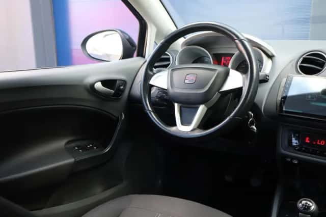 SEAT Ibiza (2012) thumbnail 6