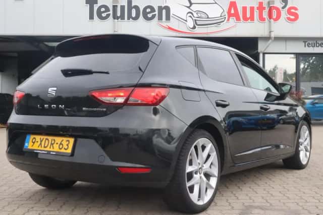 SEAT Leon (2014) thumbnail 2