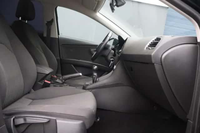 SEAT Leon (2014) thumbnail 5