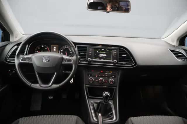 SEAT Leon (2014) thumbnail 6