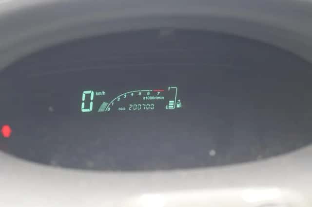 Toyota Yaris (2004) thumbnail 4