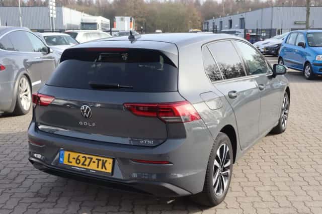 Volkswagen Golf (2020) thumbnail 5
