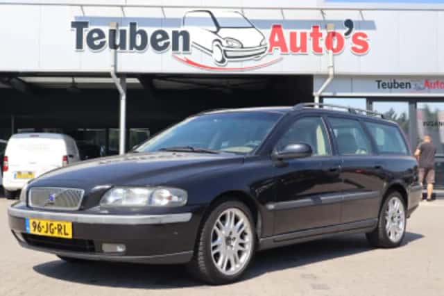 Volvo V70 (2002) thumbnail 1