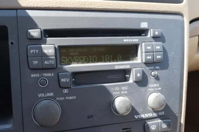 Volvo V70 (2002) thumbnail 5