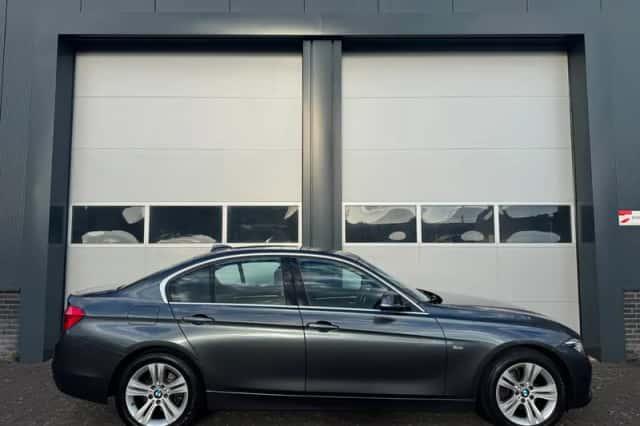 BMW 3-Serie (2018) thumbnail 4