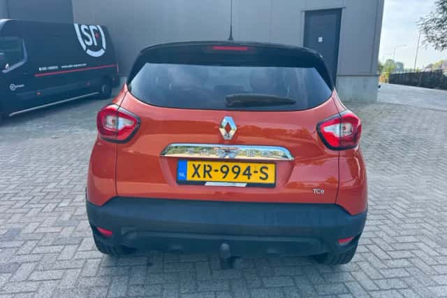 Renault Captur (2014) thumbnail 6