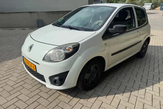 Renault Twingo (2011) thumbnail 2