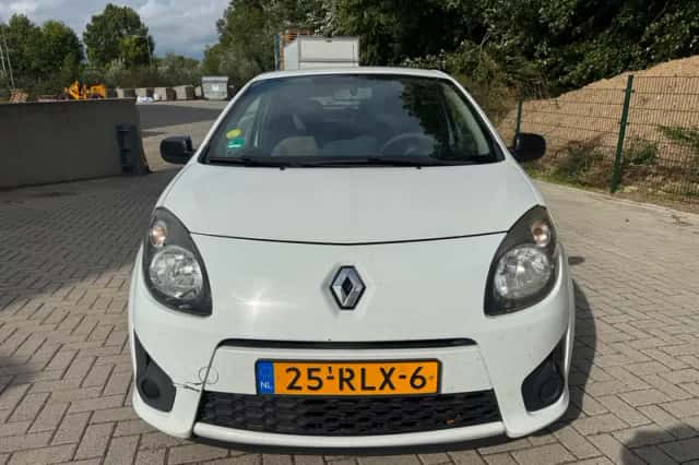 Renault Twingo (2011) thumbnail 3
