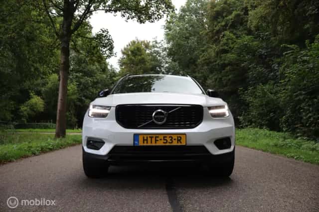 Volvo XC40 (2018) thumbnail 6
