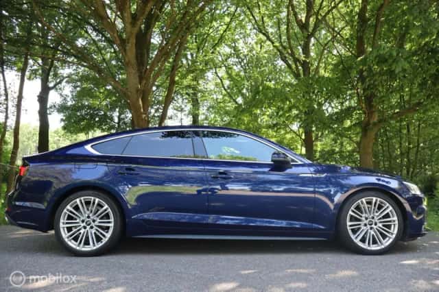 Audi A5 (2019) thumbnail 2