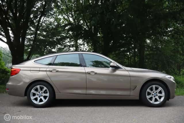 BMW 3-Serie (2014) thumbnail 2