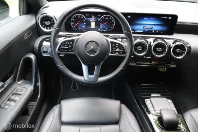 Mercedes-Benz A-Klasse (2022) thumbnail 3