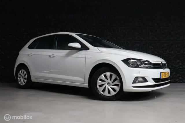 Volkswagen Polo (2021) thumbnail 1