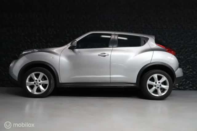 Nissan Juke (2012) thumbnail 6