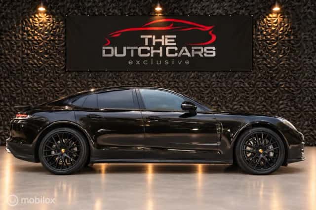 Porsche Panamera (2022) thumbnail 2