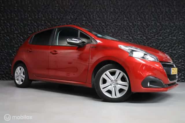 Peugeot 208 (2019) thumbnail 1