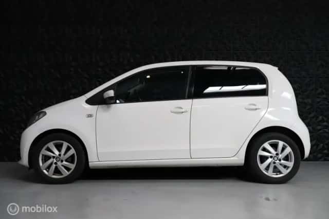 SEAT Mii (2014) thumbnail 6