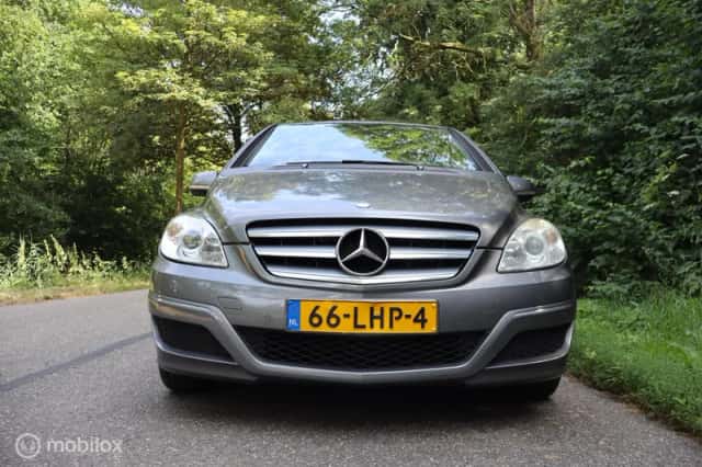 Mercedes-Benz B-Klasse (2010) thumbnail 6