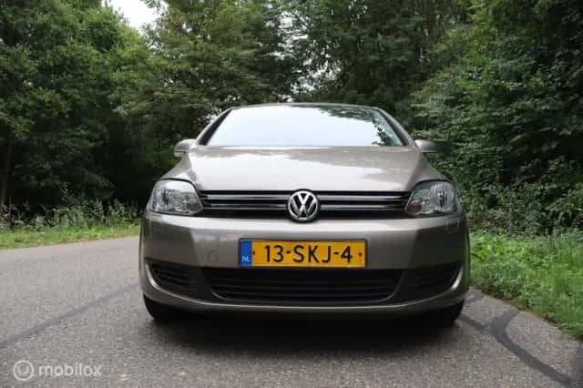 Volkswagen Golf Plus (2011) thumbnail 2