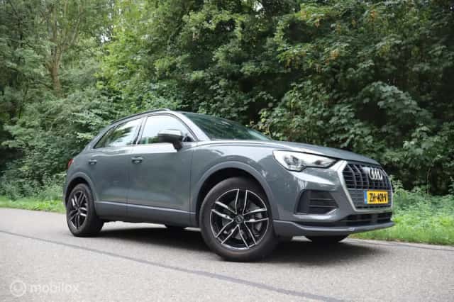 Audi Q3 (2019) thumbnail 1