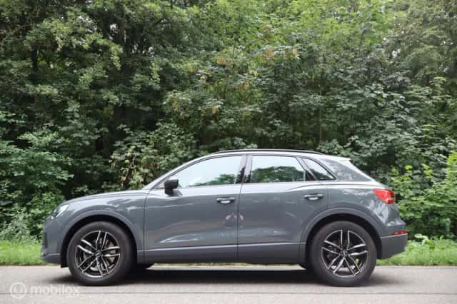 Audi Q3 (2019) thumbnail 6
