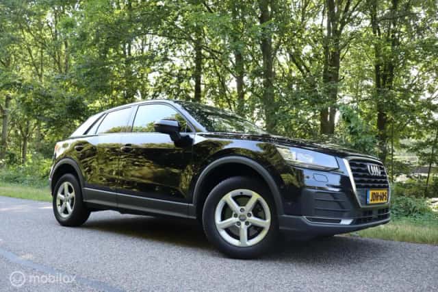 Audi Q2 (2017) thumbnail 1