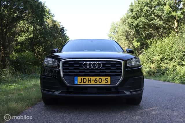Audi Q2 (2017) thumbnail 5