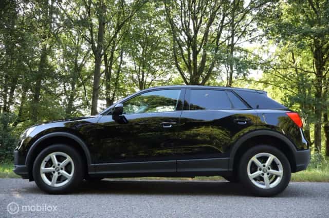 Audi Q2 (2017) thumbnail 6