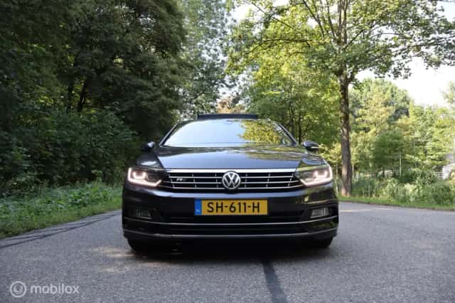 Volkswagen Passat (2018) thumbnail 6
