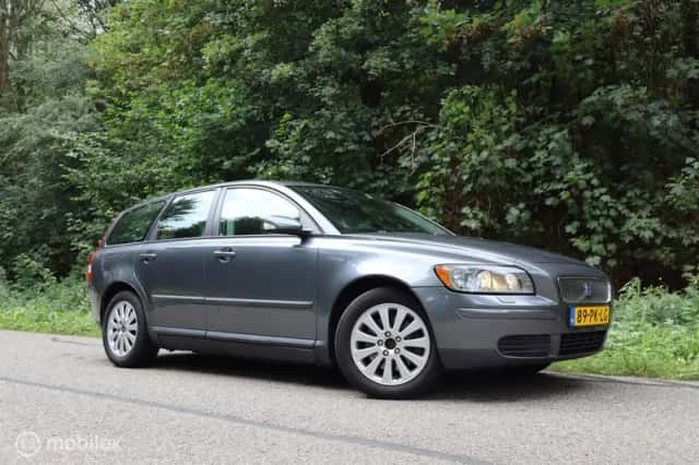 Volvo V50 (2004) thumbnail 1