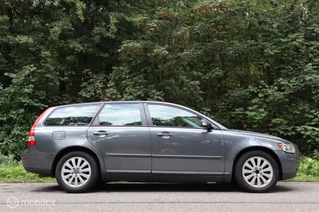 Volvo V50 (2004) thumbnail 2