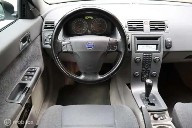 Volvo V50 (2004) thumbnail 4