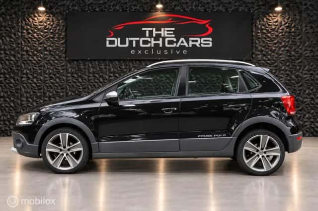 Volkswagen Polo (2012) thumbnail 4
