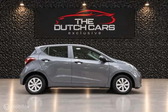 Hyundai i10 (2017) thumbnail 2