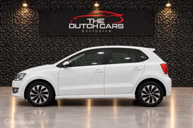 Volkswagen Polo (2016) thumbnail 3