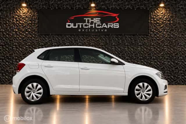 Volkswagen Polo (2021) thumbnail 2