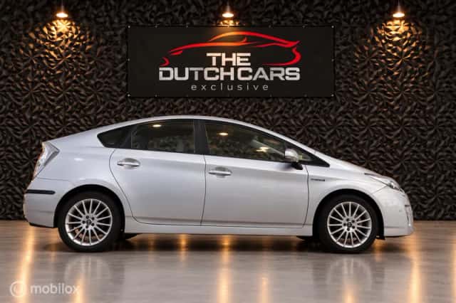 Toyota Prius (2009) thumbnail 2