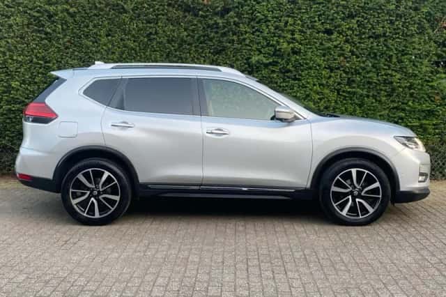 Nissan X-Trail (2018) thumbnail 4