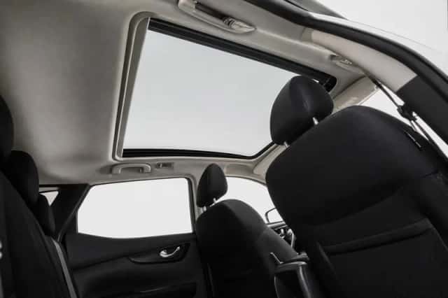 Nissan Qashqai (2014) thumbnail 6