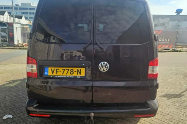 Volkswagen Transporter (2014) thumbnail 4