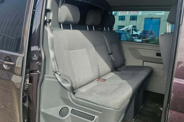 Volkswagen Transporter (2014) thumbnail 5