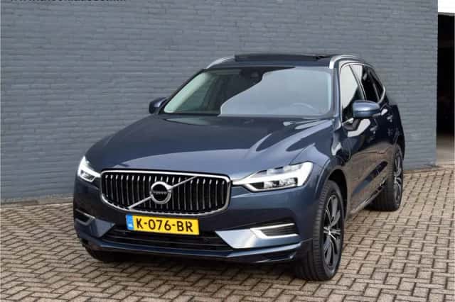Volvo XC60 (2020) thumbnail 2