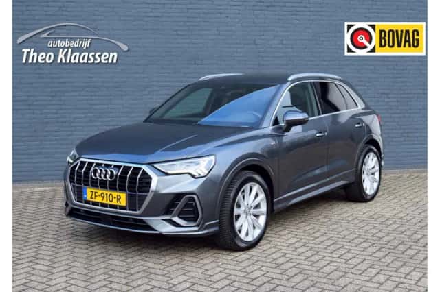 Audi Q3 (2019) thumbnail 1