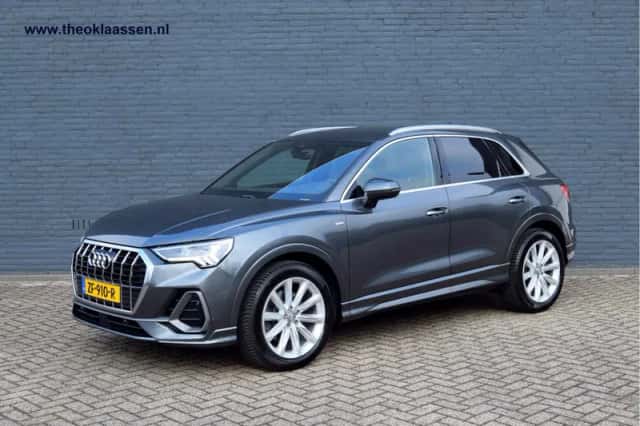 Audi Q3 (2019) thumbnail 3