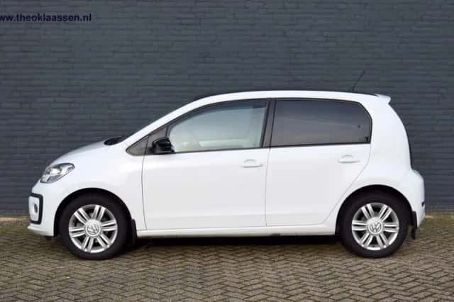 Volkswagen Up! (2019) thumbnail 4